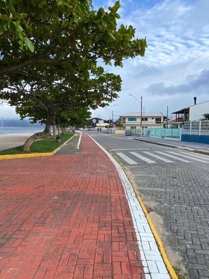Hostel Praia De Fora Lu Palhoca ภายนอก รูปภาพ