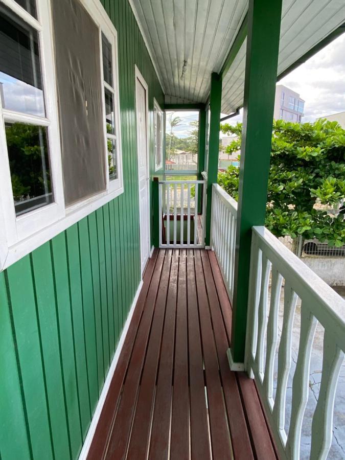 Hostel Praia De Fora Lu Palhoca ภายนอก รูปภาพ
